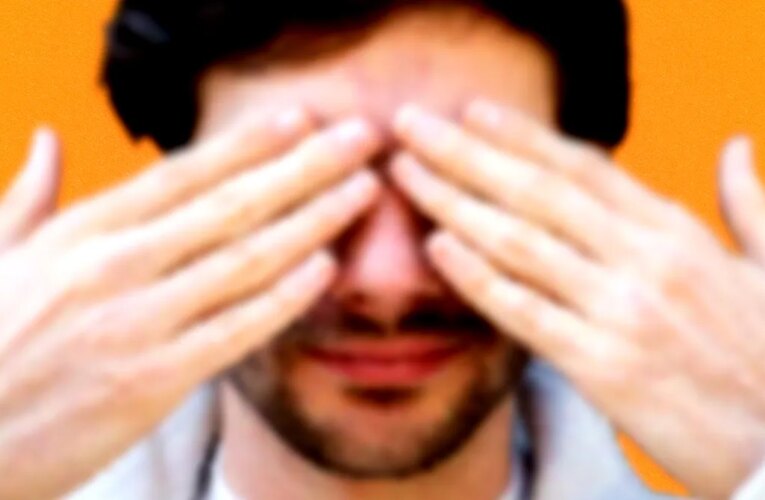 How to Avoid Spoilers Online and in Chats
